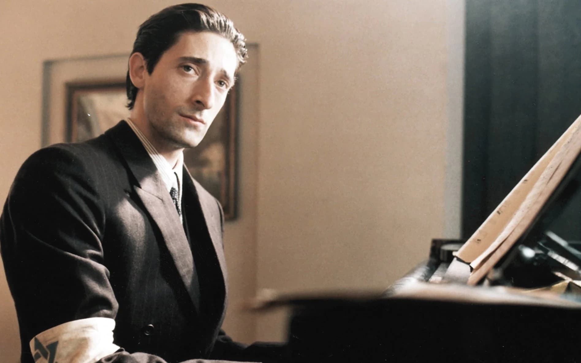 Film “Pianista” – gdzie obejrzeć poruszającą historię Władysława Szpilmana w reżyserii Romana Polańskiego?  