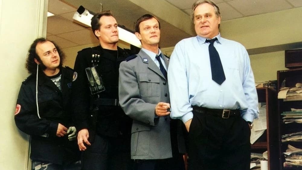 „13. posterunek” – pierwszy polski sitcom ma 25 lat. Oglądaj w CANAL+ online!