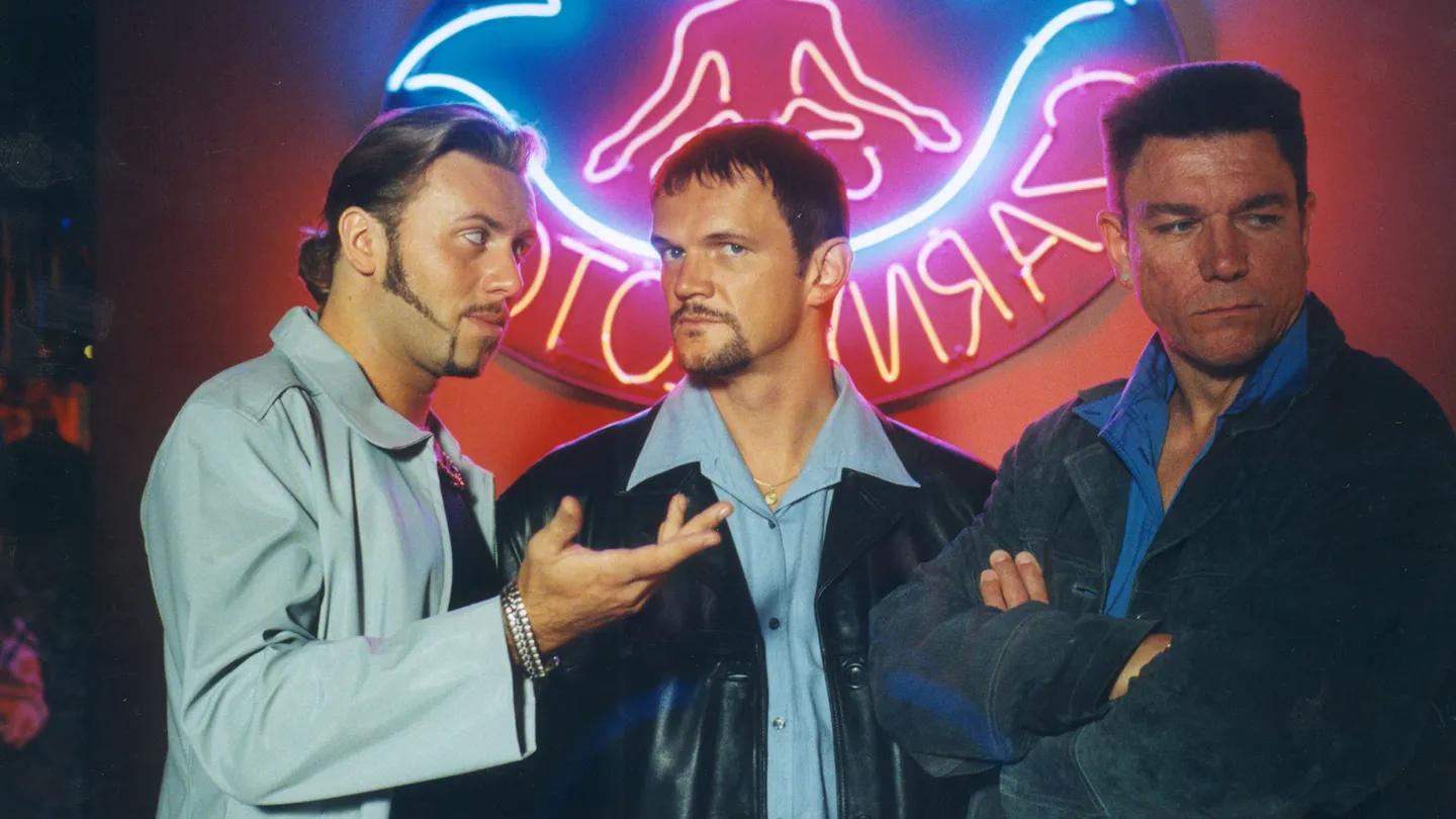 Film „Chłopaki nie płaczą”: gdzie obejrzeć kultową komedię z Cezarym Pazurą i Maciejem Stuhrem? Sprawdź!