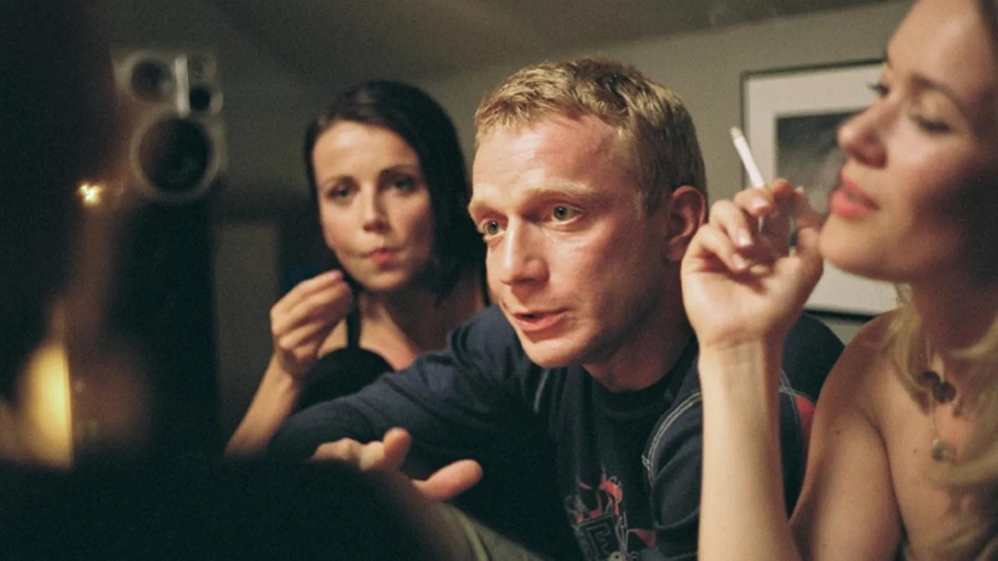 Film “Plac Zbawiciela”: gdzie obejrzeć dzieło, które przeraża, mimo że nie jest horrorem? Zobacz!