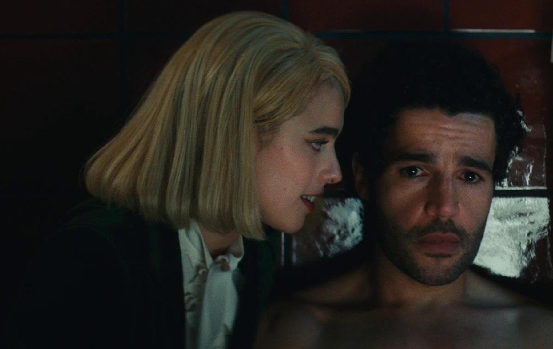 azyl thriller czarna komedia 2022 sanctuary margaret qualley