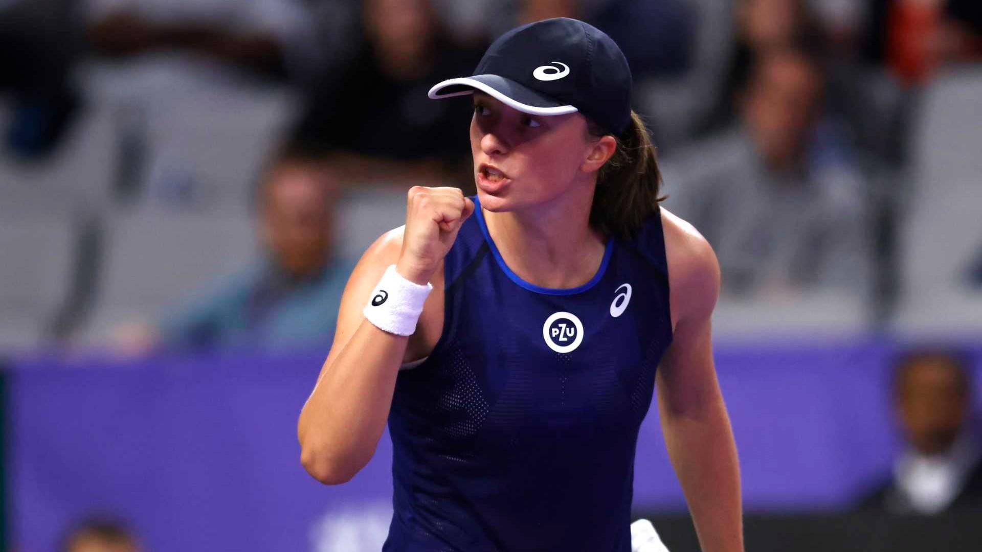 Przetarty szlak. Czy Iga Świątek powtórzy sukces Agnieszki Radwańskiej w WTA Finals?