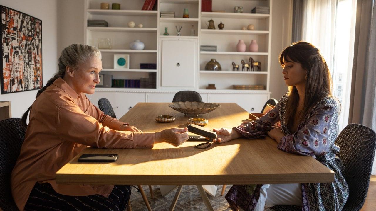 teheran glenn close seriale glenn close filmy