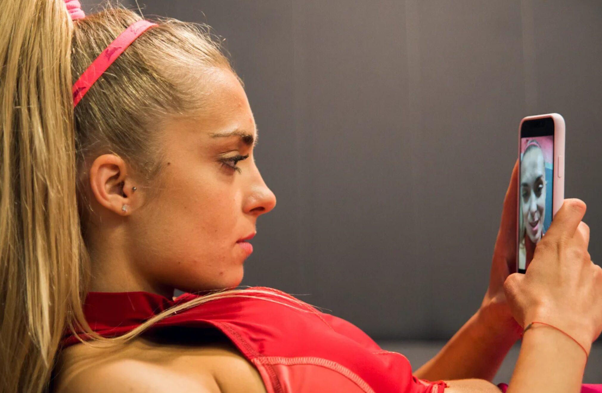 Samotność celebryty. Gdzie obejrzeć film “SWEAT” z Magdaleną Koleśnik? Samotność celebryty. Gdzie obejrzeć film “SWEAT” z Magdaleną Koleśnik?