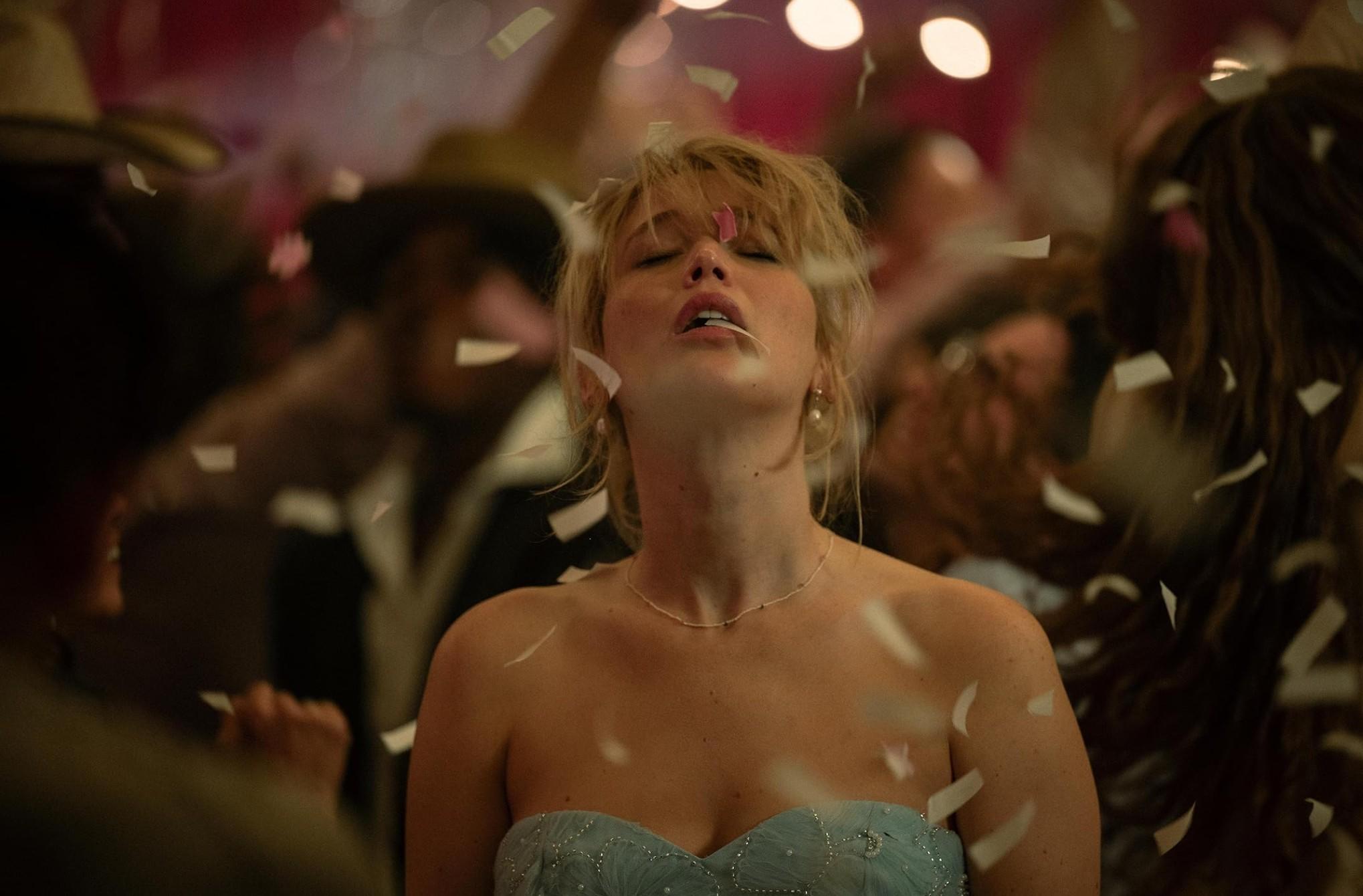 Inne oblicze macierzyństwa. Film “Zgiń kochanie”: gdzie obejrzeć niepokojący dramat z Jennifer Lawrence i Robertem Pattinsonem? Inne oblicze macierzyństwa. Film “Zgiń kochanie”: gdzie obejrzeć niepokojący dramat z Jennifer Lawrence i Robertem Pattinsonem?