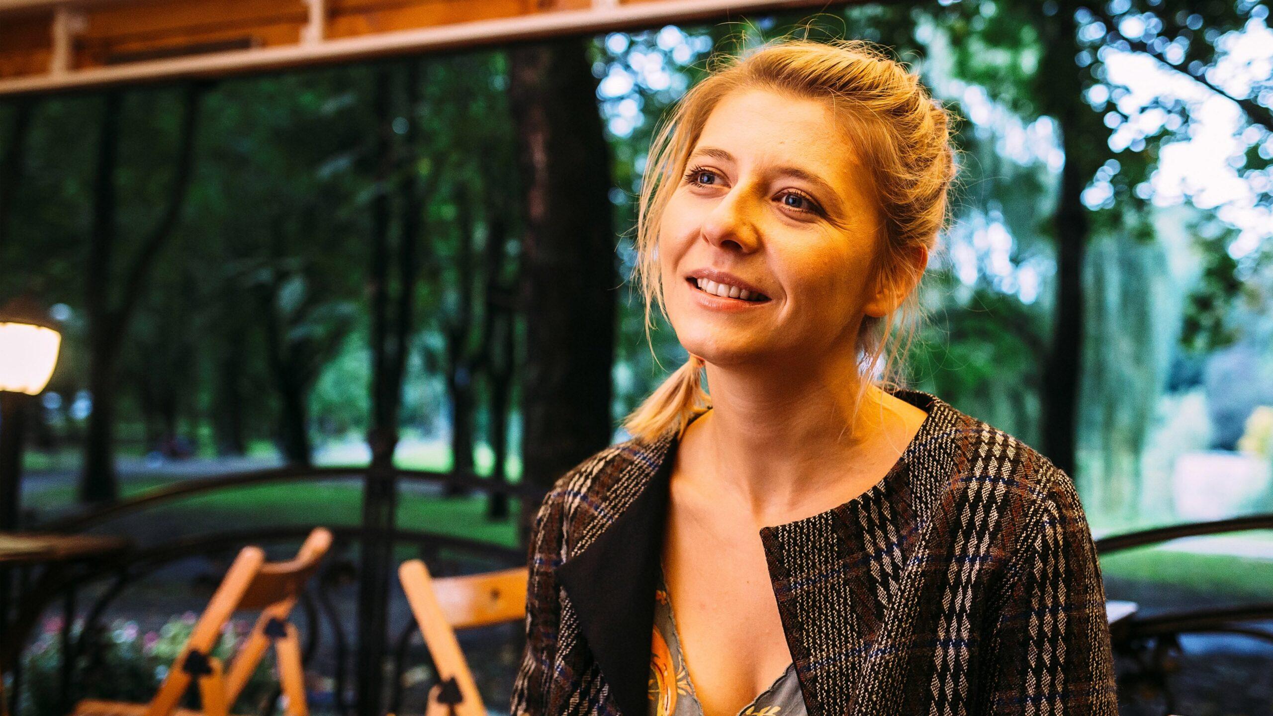 juliusz polskie komedie wojciech mecwaldowski jan peszek anna smołowik standup juliusz polskie komedie wojciech mecwaldowski jan peszek anna smołowik standup