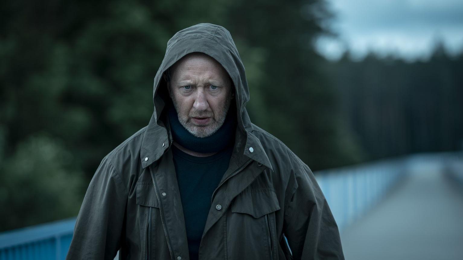 Kruk. Jak tu ciemno, Cezary Kosiński jako Mariusz Stefaniuk , fot. Robert Pałka Kruk. Jak tu ciemno, Cezary Kosiński jako Mariusz Stefaniuk , fot. Robert Pałka